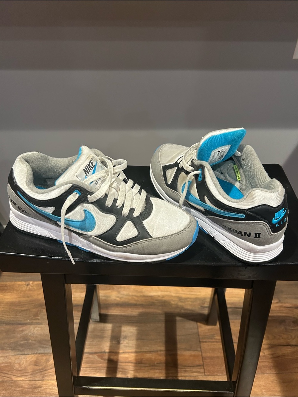 NIKE Air
Air Span II 
Blue & Gray Sneakers - Picture 2 of 9